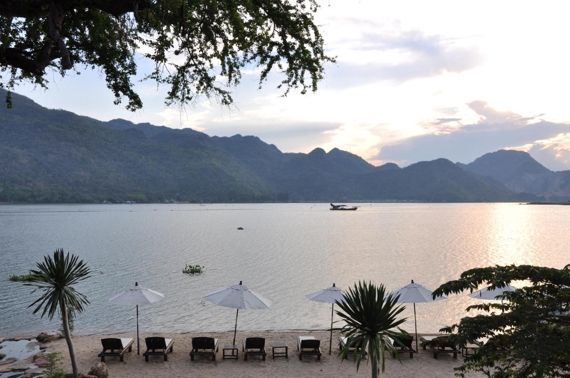 Monsane River Kwai Resort Kanchanaburi City Exteriör bild